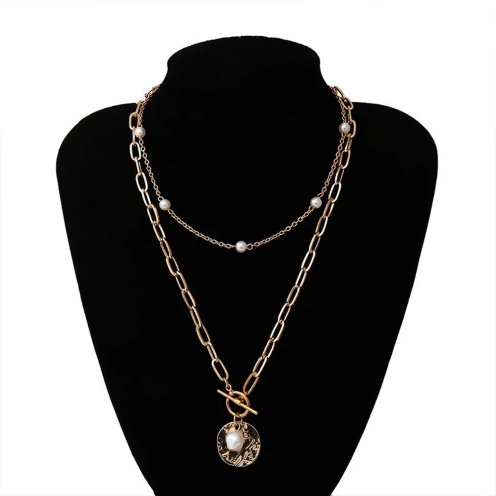 ๐โจ Maggie Layer Necklace - Picture 3 of 5